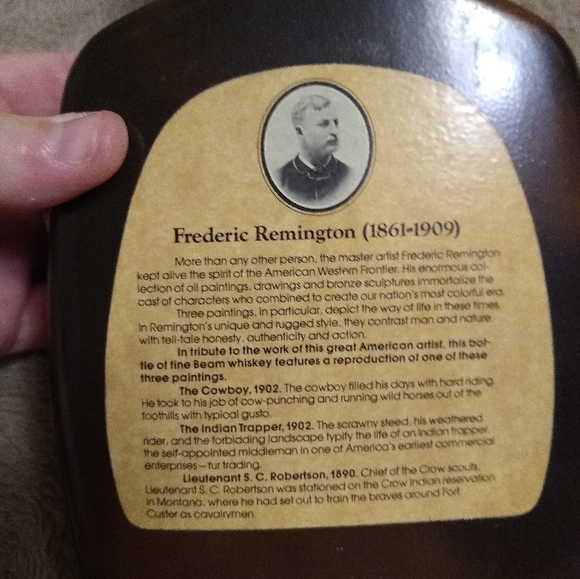 Vintage Jim Beam Decanter with original box! - Picture 3 of 5